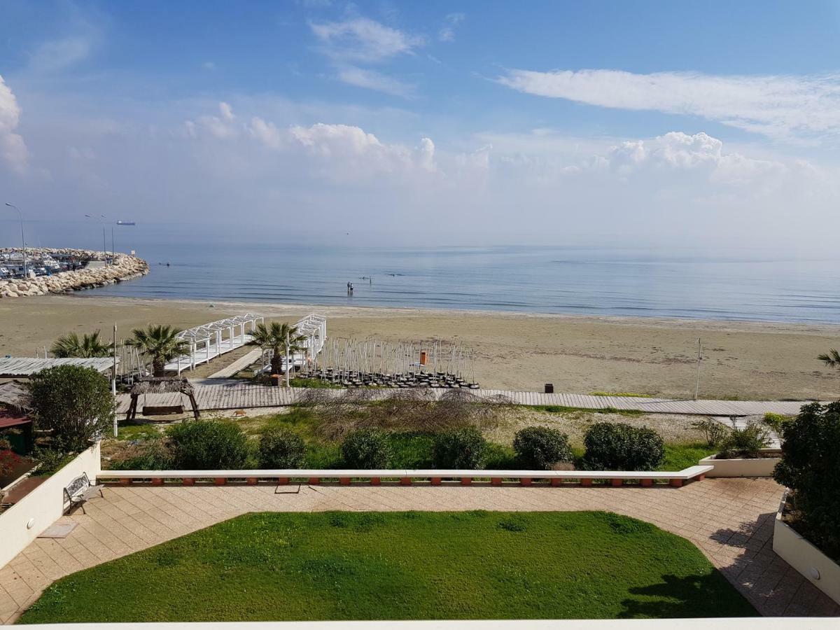 Haig'S Dream Flat On The Beach لارنكا المظهر الخارجي الصورة